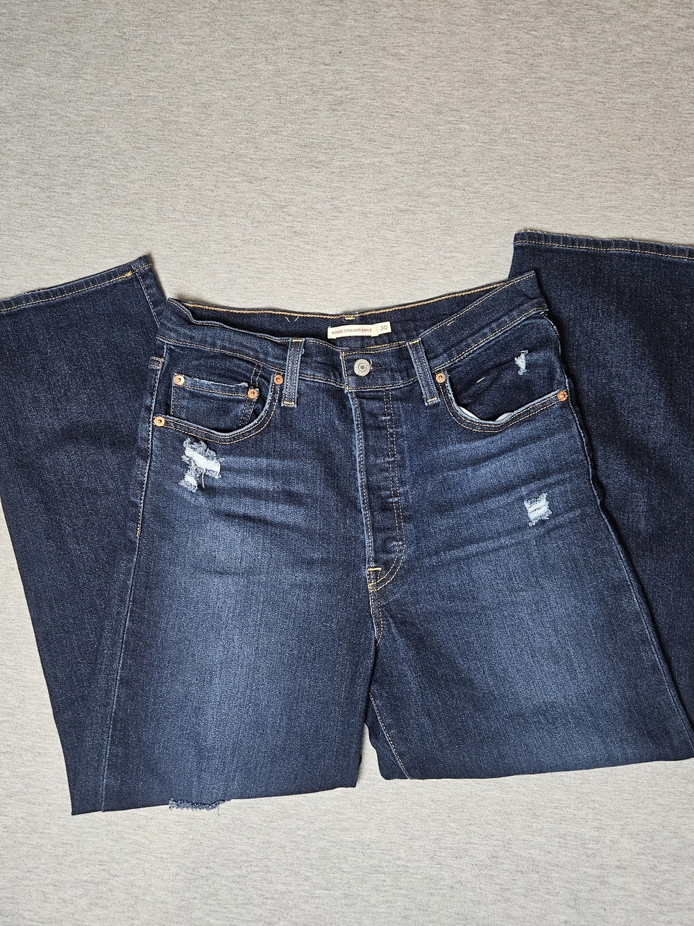Levi's Ribcage Straight Ankle Distressed Dark Wash Jeans Women's 30